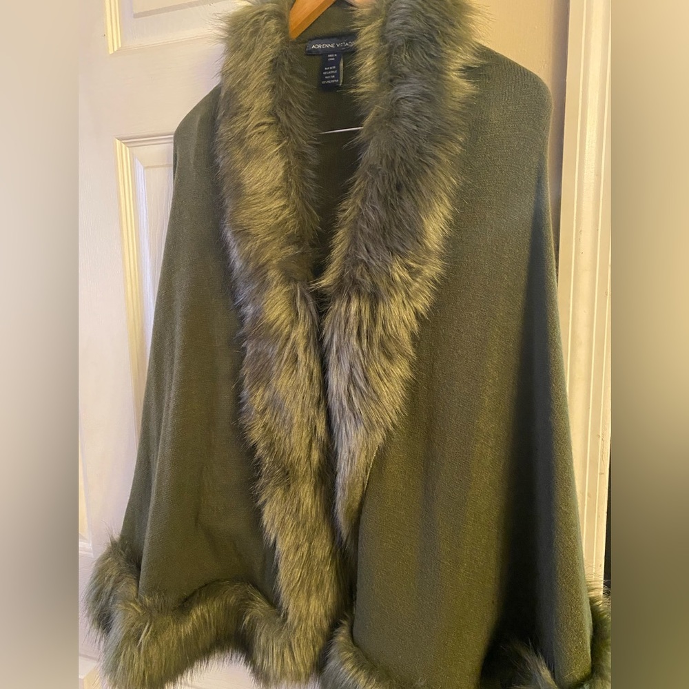 Sweater/Cape/Shawl